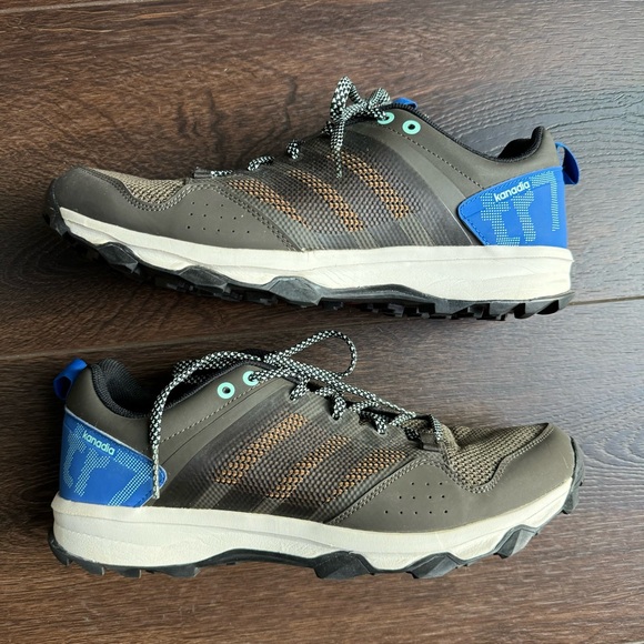 LIKE NEW Adidas Kanadia Tr7 - Picture 1 of 5